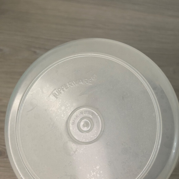 Tupperware Juice Pitcher - Picture 4 of 6